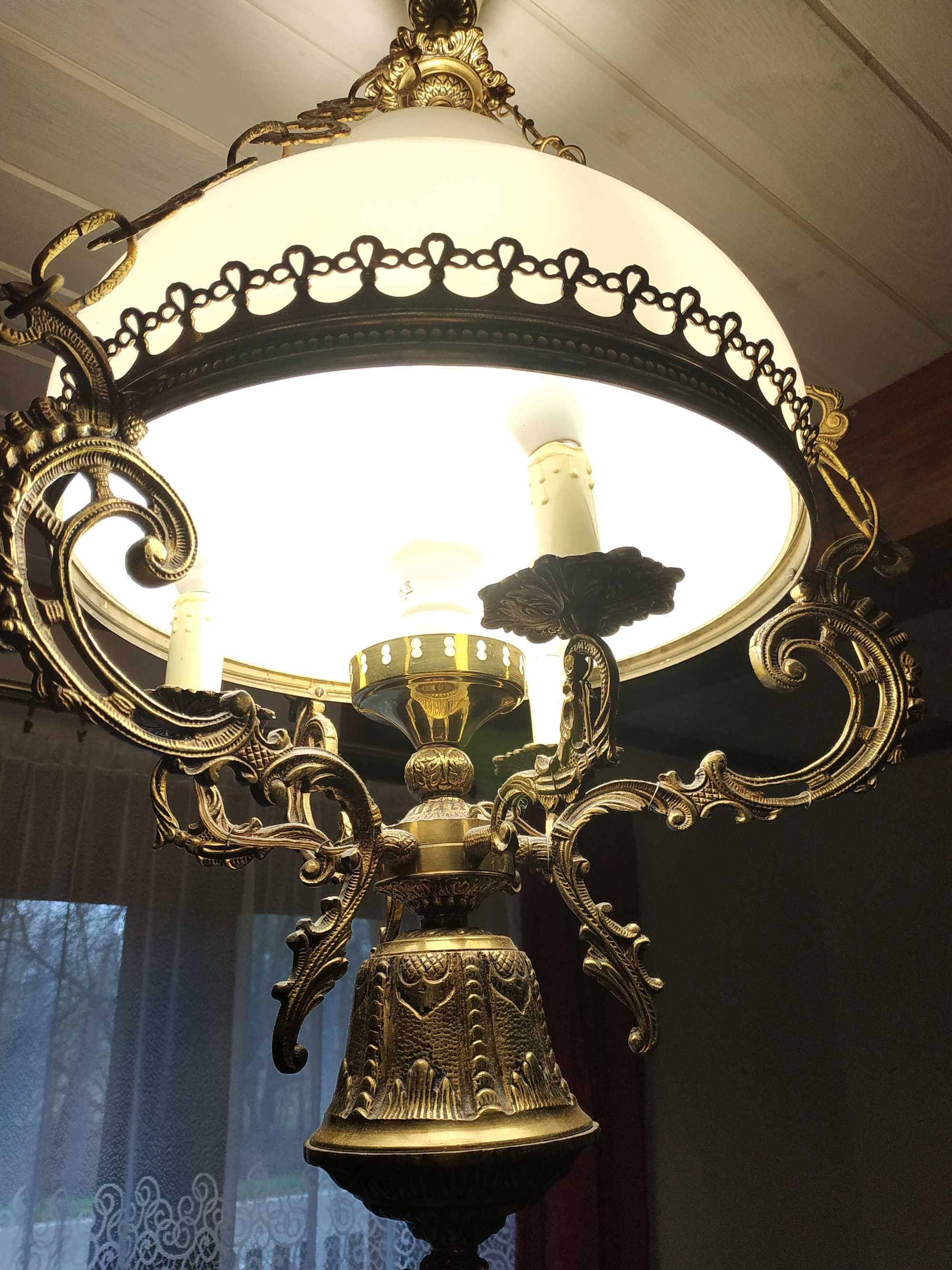 Stylowa lampa żyrandol retro