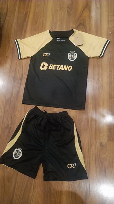 Kit criança novo Sporting CR7