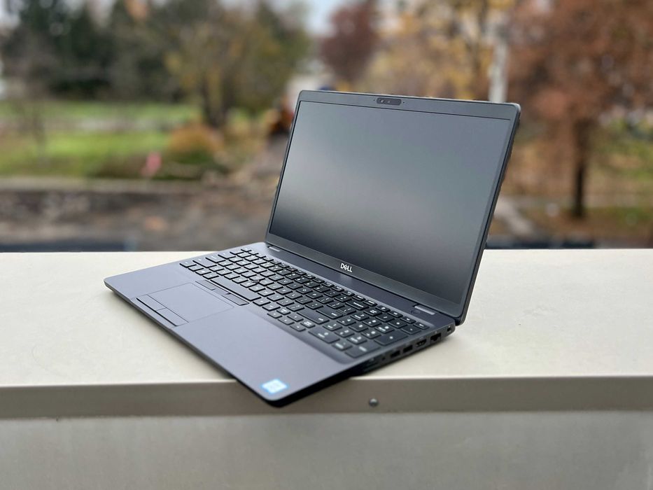 Ноутбук Dell Latitude 5500/i5-8265U/16GB DDR4/SSD 256GB/15.6"FHD IPS