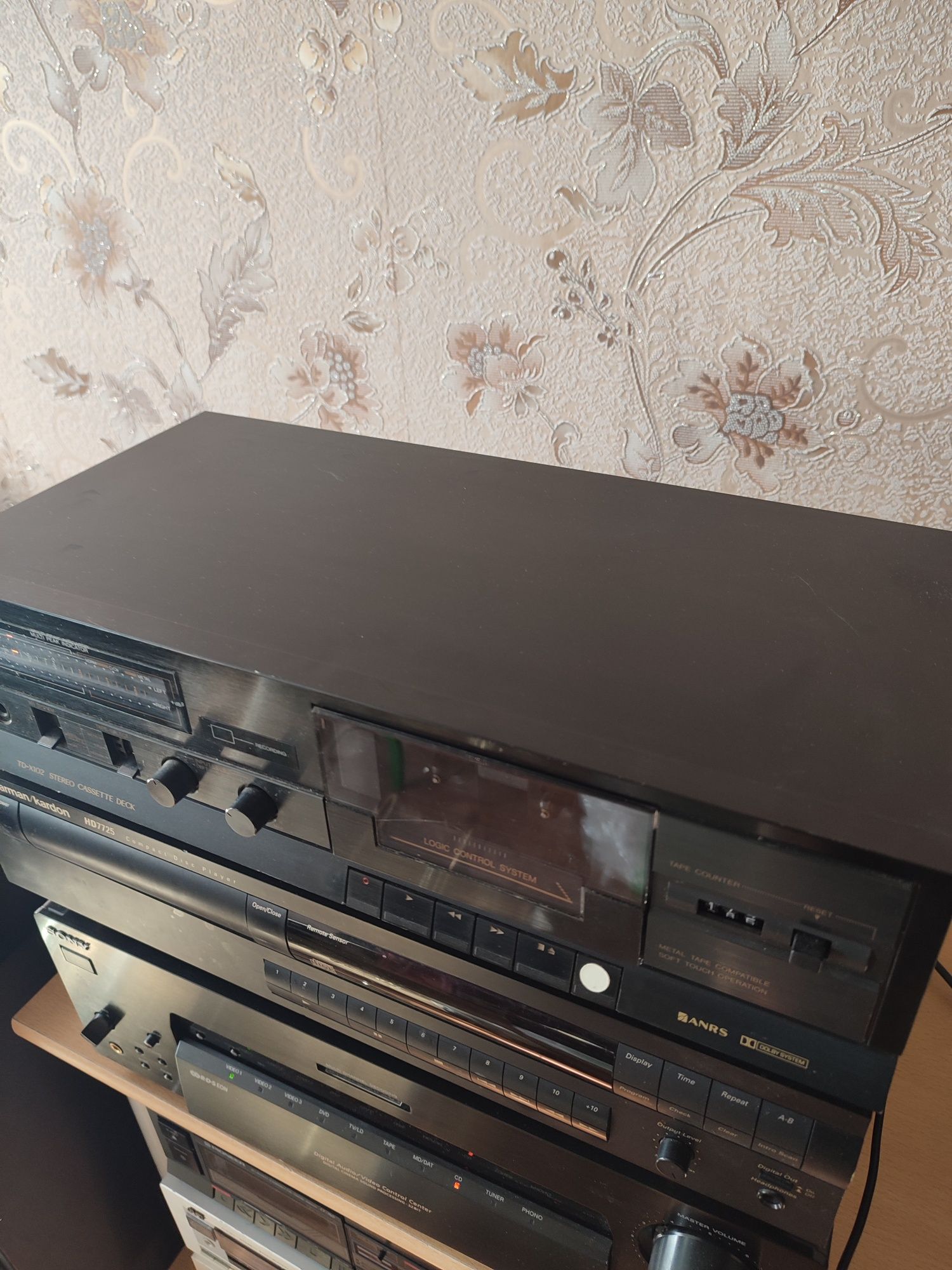 Кассетная дека JVC TD -Х102G.