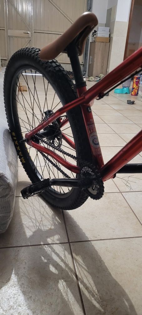 Bicicleta dirt - haro