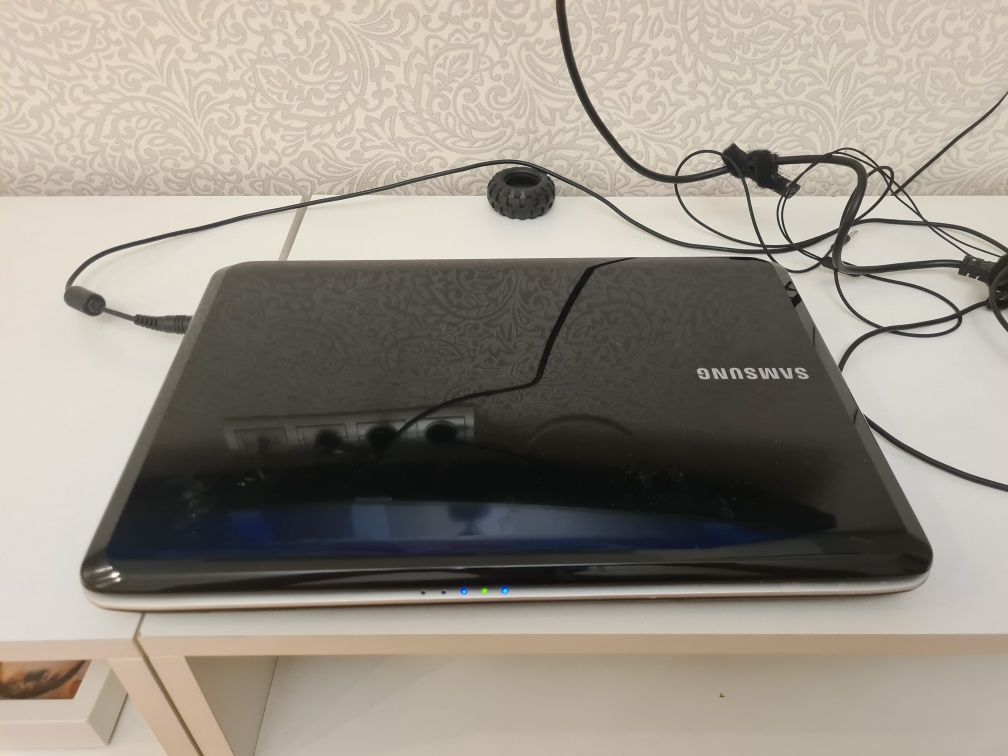 Ноутбук Samsung rv 510