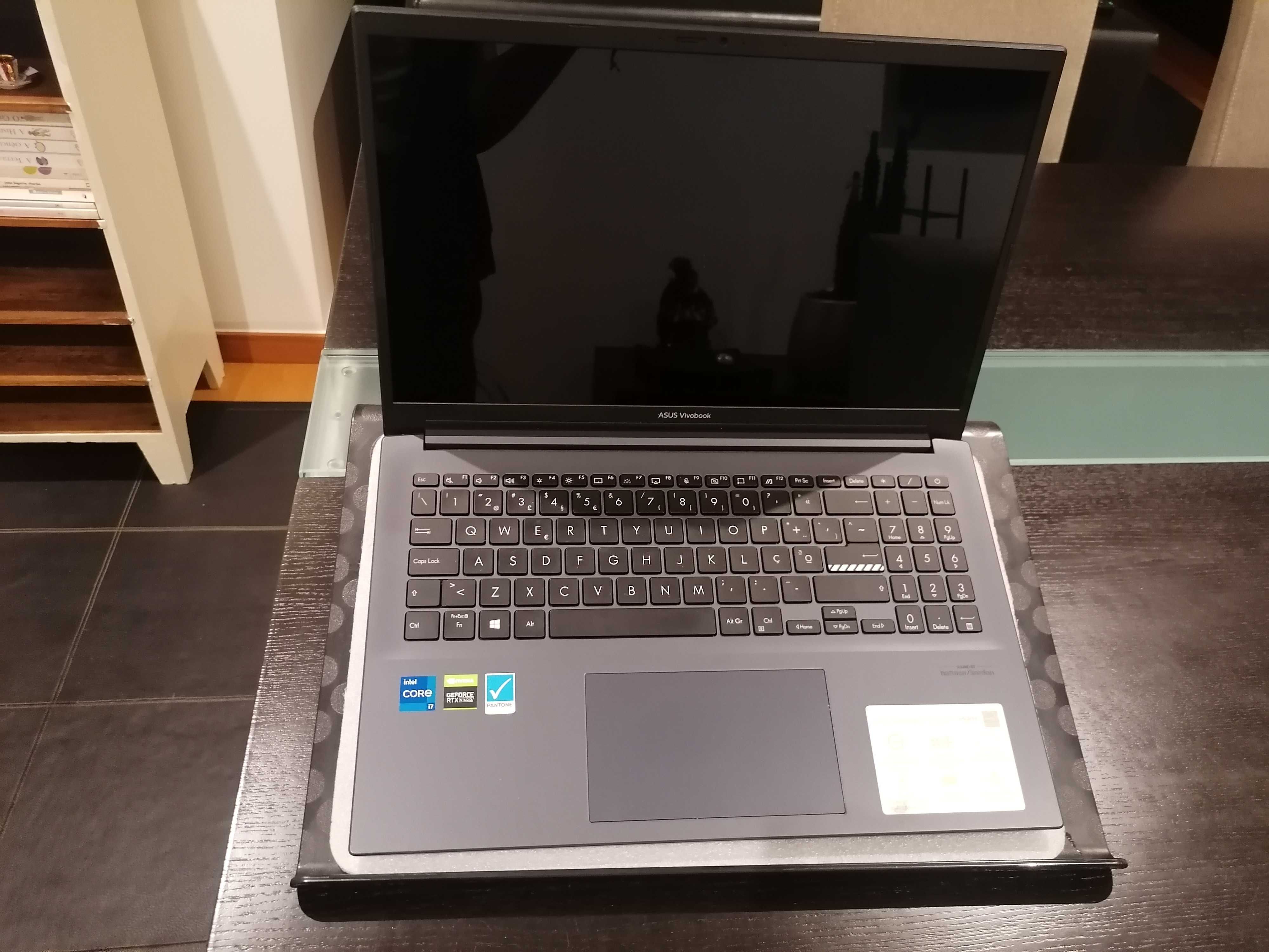 Portátil Asus VivoBook Novo