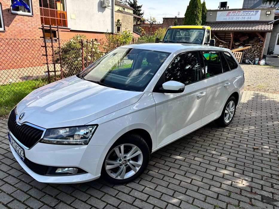 Škoda Fabia  1.0MPI 75KM VAN Kamera CarApple AndroidAuto SalonPL ASO FV23%