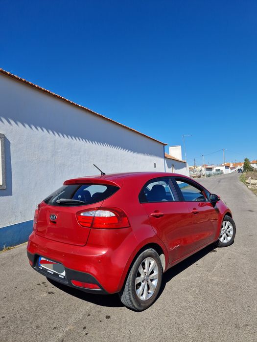 Kia Rio CVVT 1.2 2012