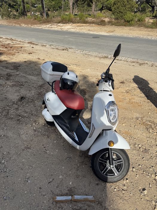 Scooter Wayscral E-Start