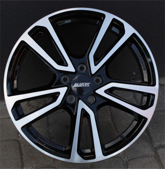Nowe niemieckie ALUTEC alufelgi 18 5x112 7J et45 57,1 VW Seat Skoda Cu