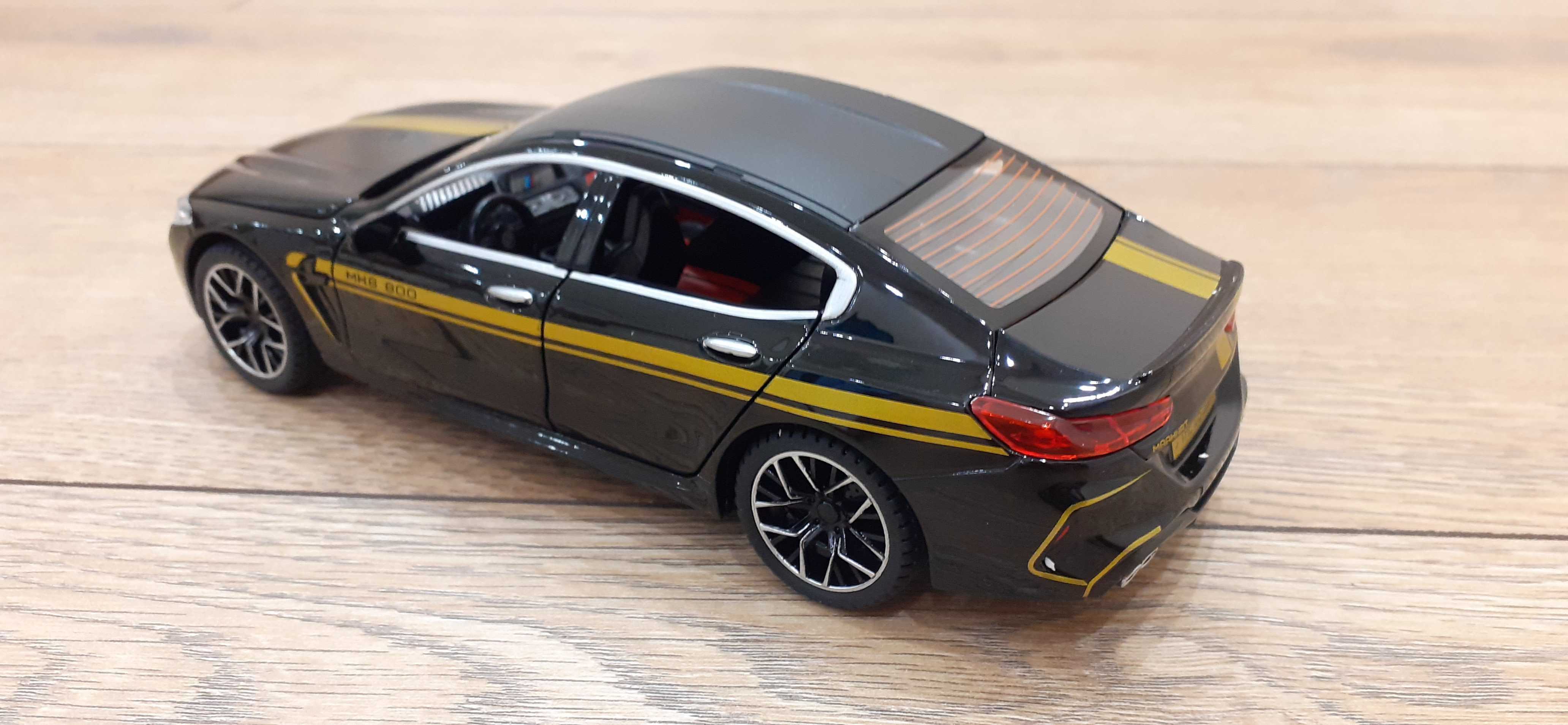 BMW M8 Manhart 1:24, napęd, światła, dźwięk