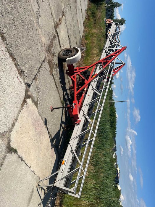 Mobilna drabina 18,2 m strażacka na przyczepie