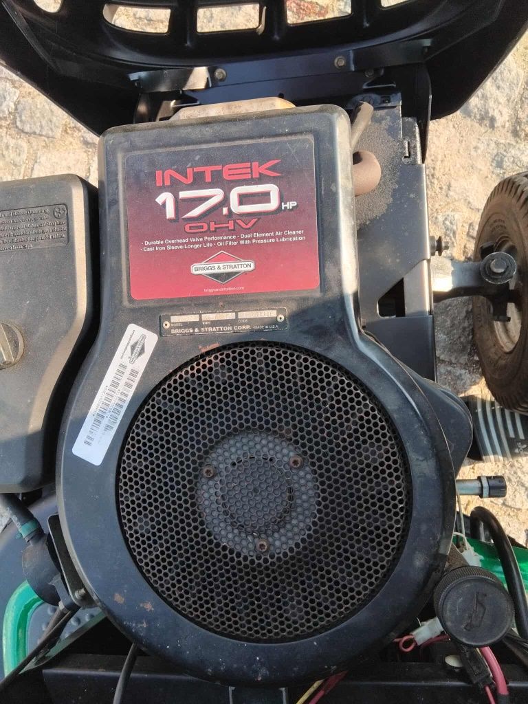 Trator cota relva john om deere com 17 cv