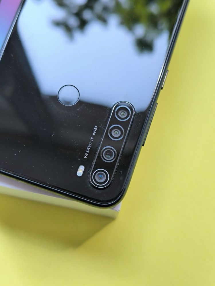 Смартфон Xiaomi Redmi Note 8 4/64 Gb повний комплект