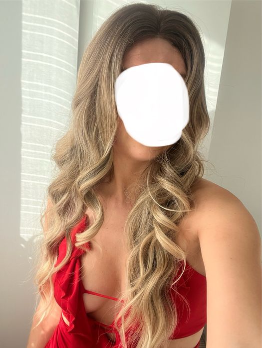 Peruka gęsta falowana ciemny blond