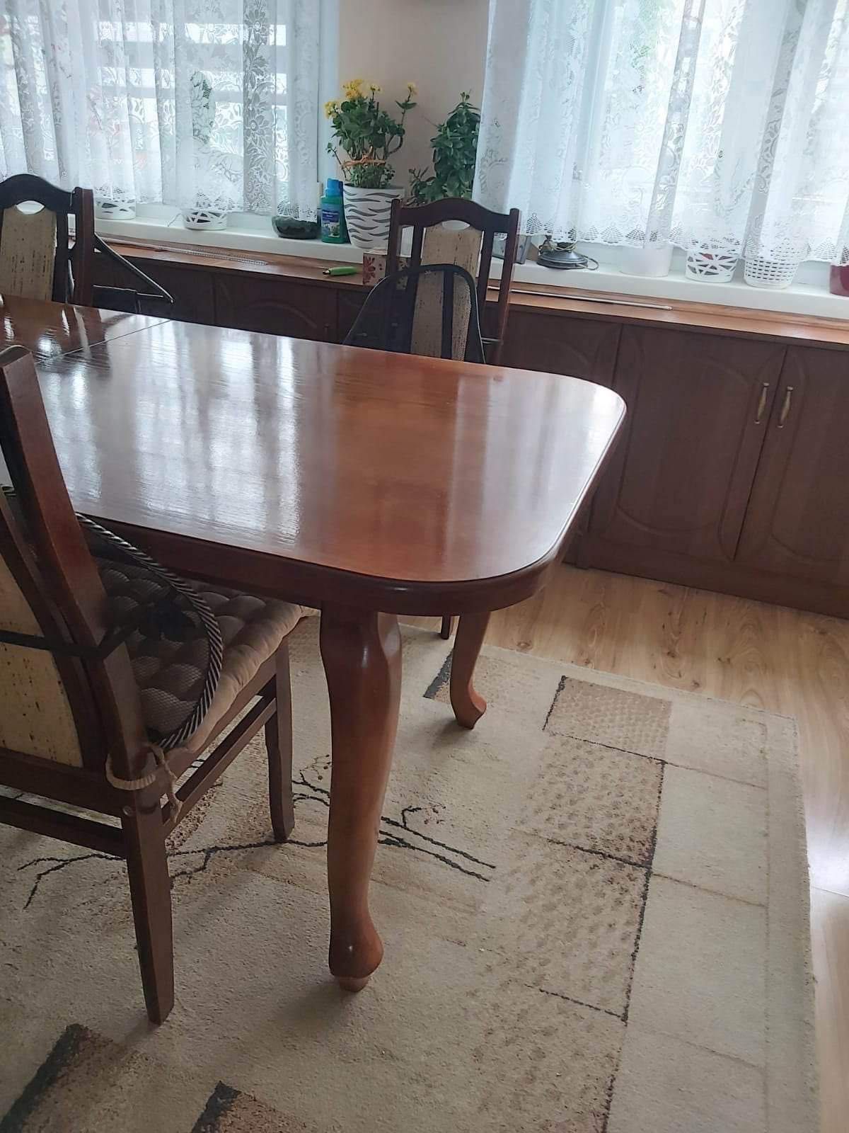 Stół pokojowy +6 krzeseł