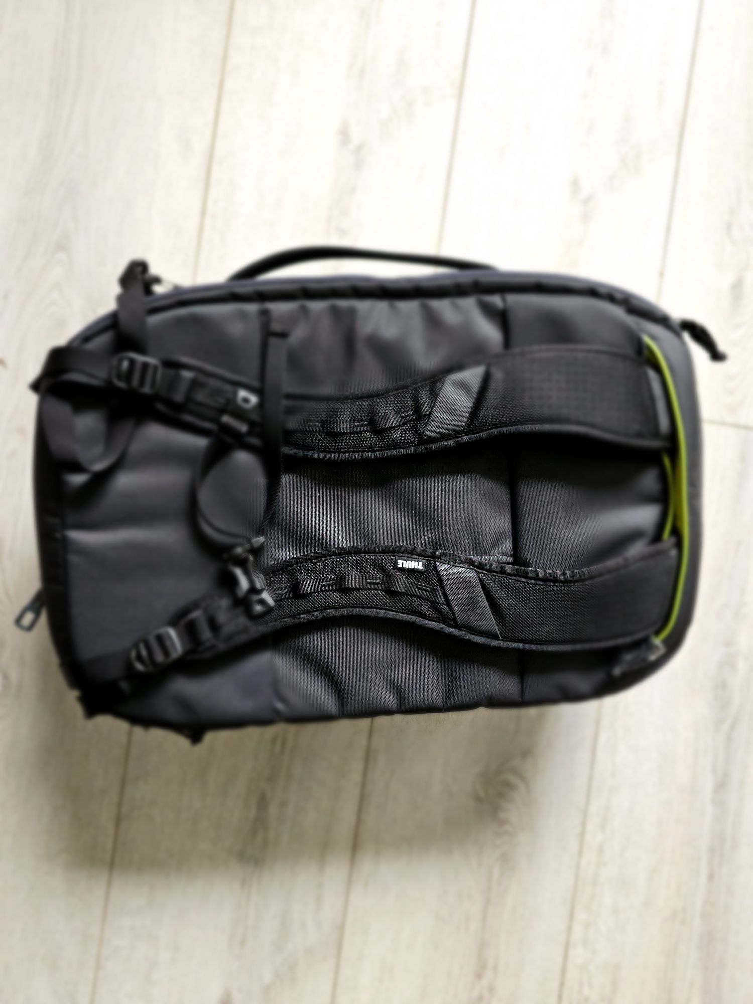 Thule Subterra 40l  carry on walizka torba  plecak laptop