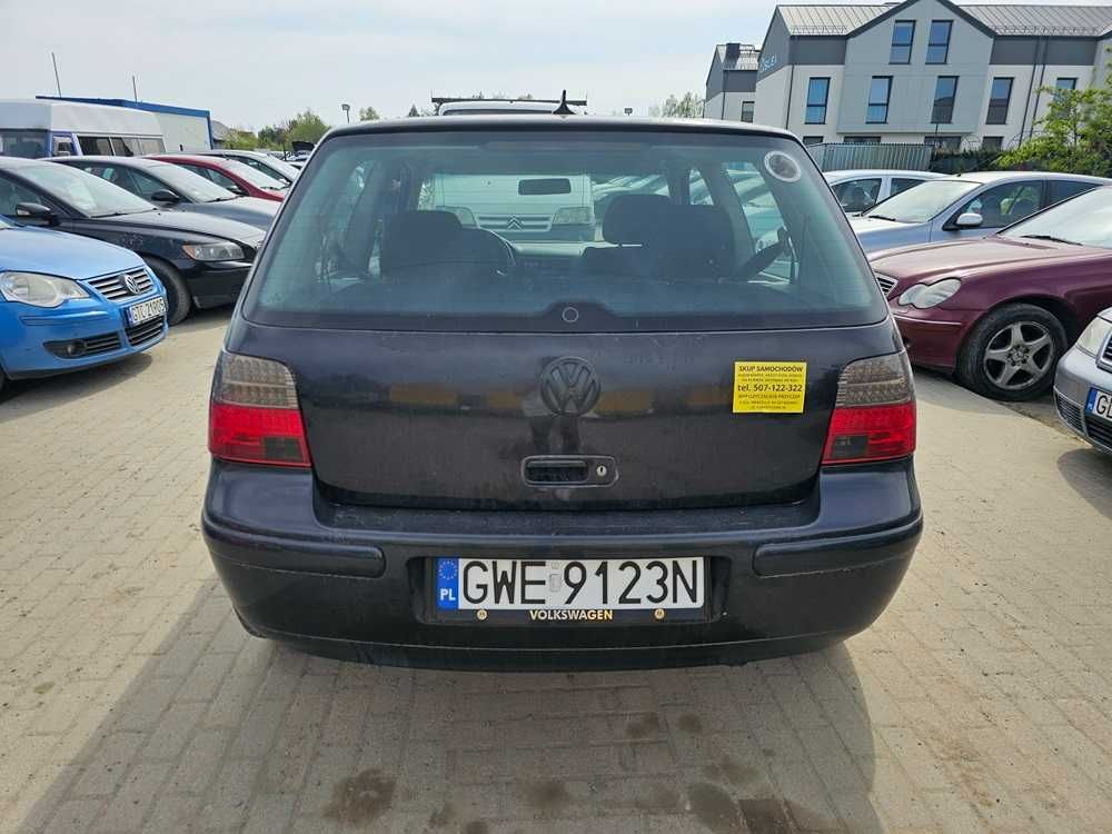 VOLKSWAGEN GOLF 1998r. 1.6 benzyna opłaty aktualne