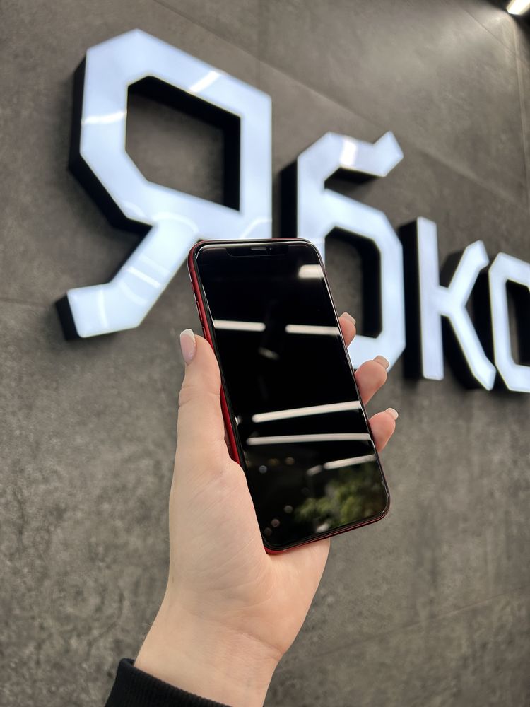 iPhone Xr 64 red used в «Ябко» Запоріжжя (A)