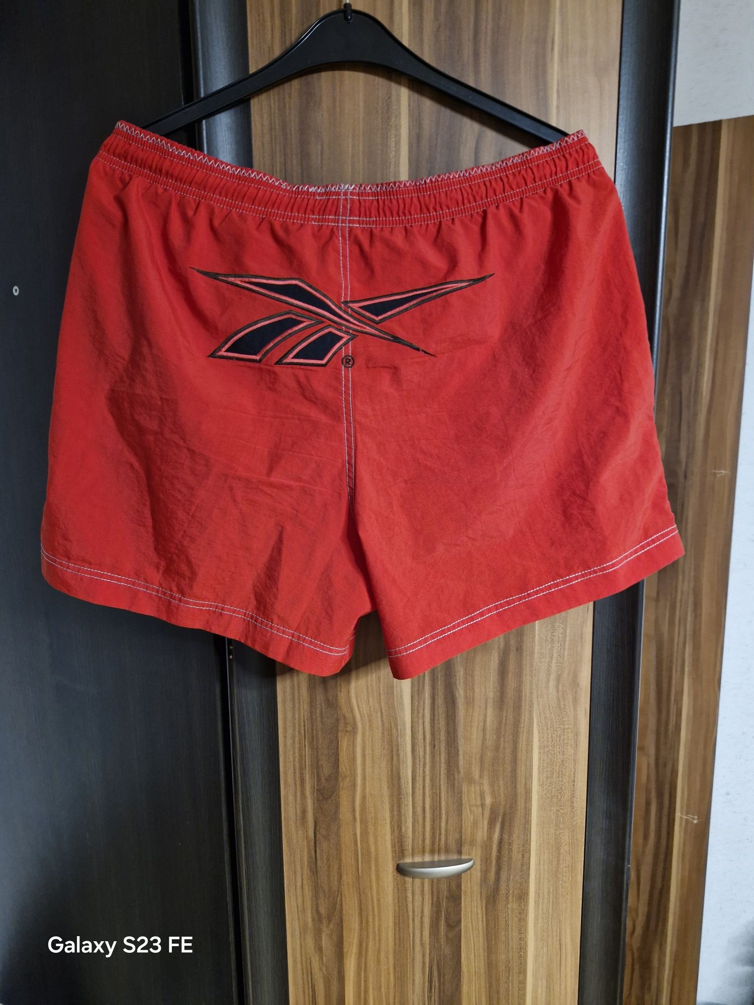 Spodenki krotkie męskie Reebok rozmiar L stan idealny