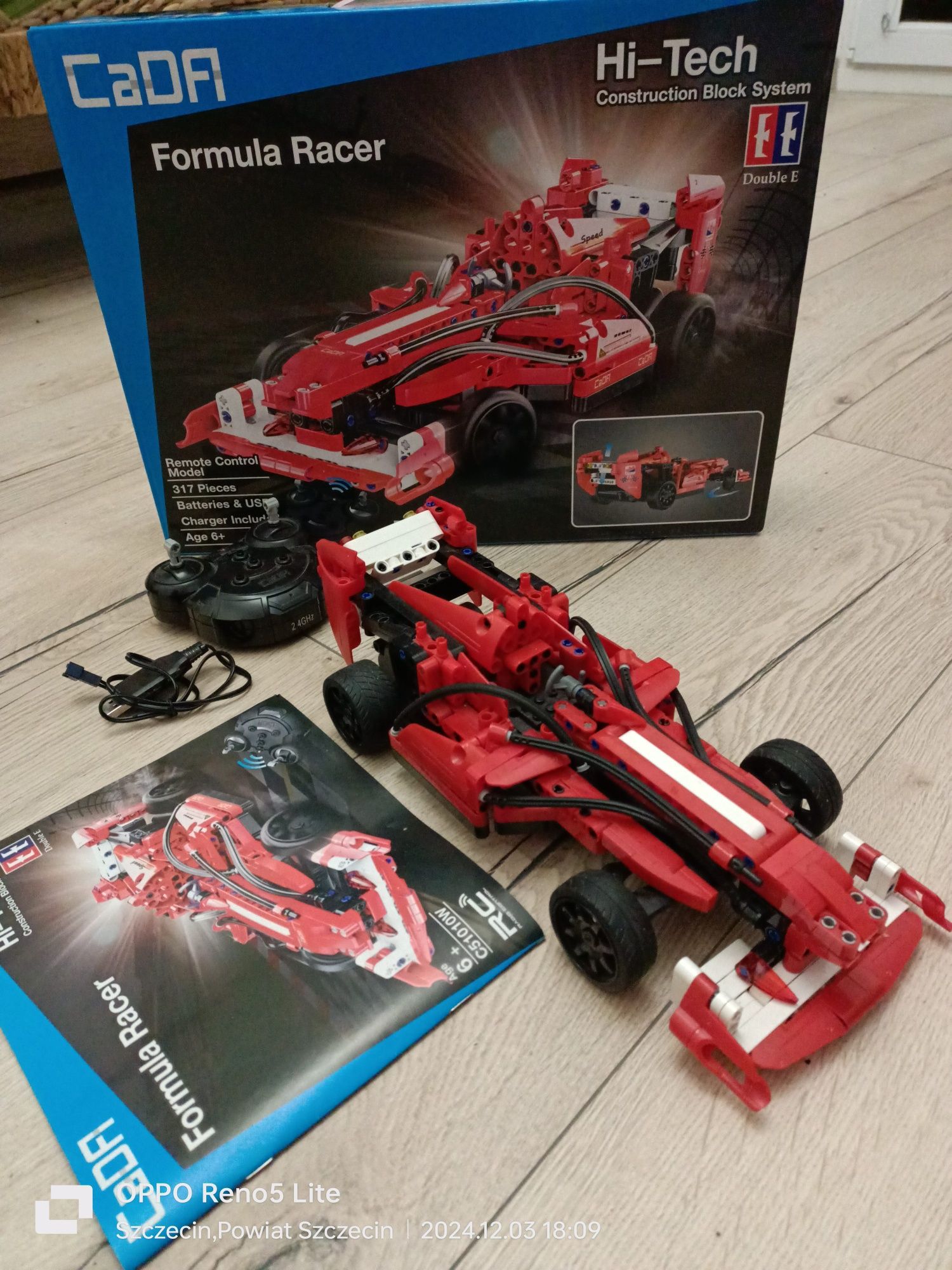 Klocki CADA Hi-Tech C51010W samochód formuła 1 zdalnie sterowany