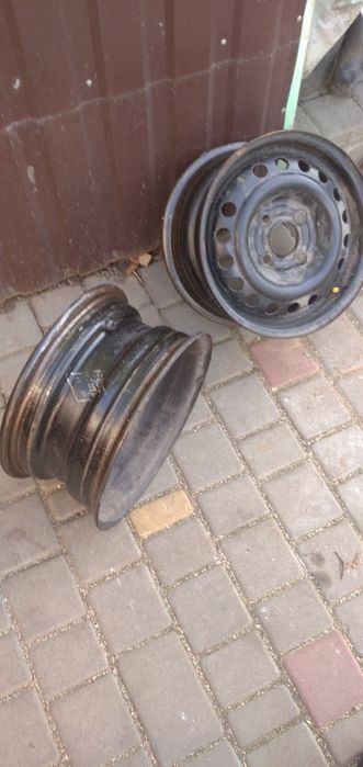 Диски автомобильные.