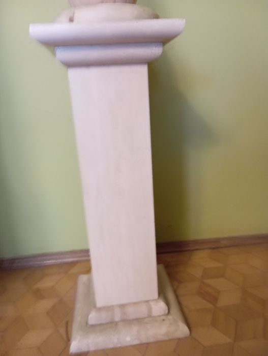 Kolumna,stolik,podstawka.Marmur