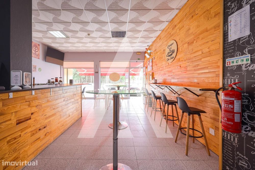 Café/Snack Bar para trespasse, localizado na Vila de Vagos!