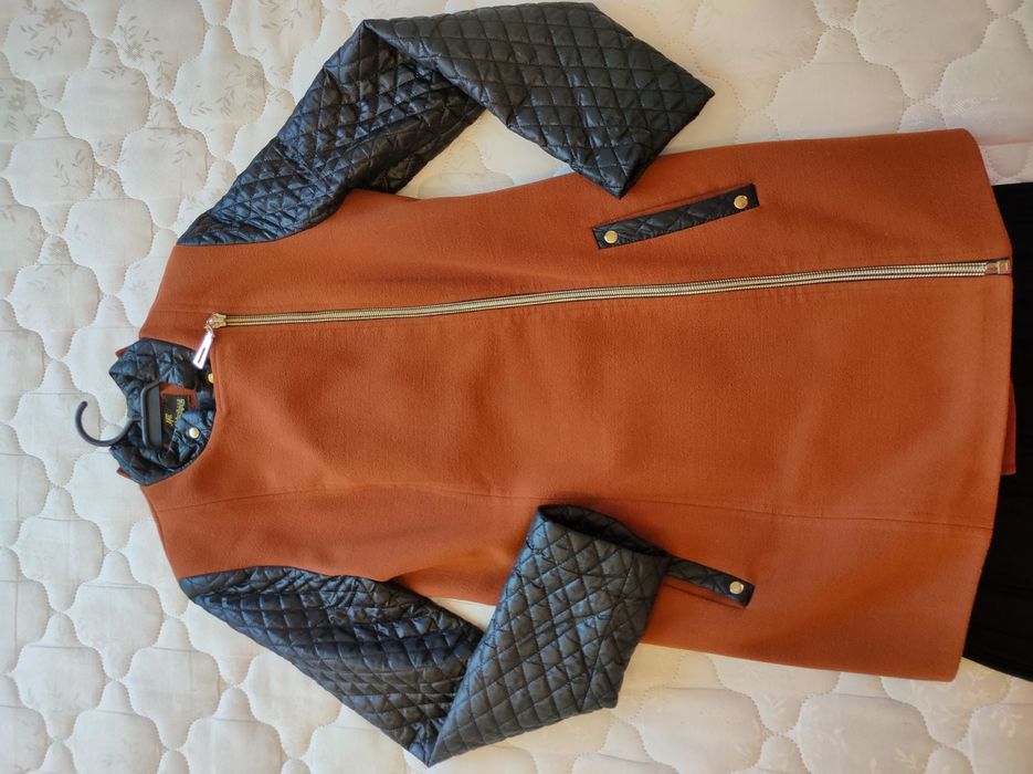 Куртка жіноча ( пальто) М