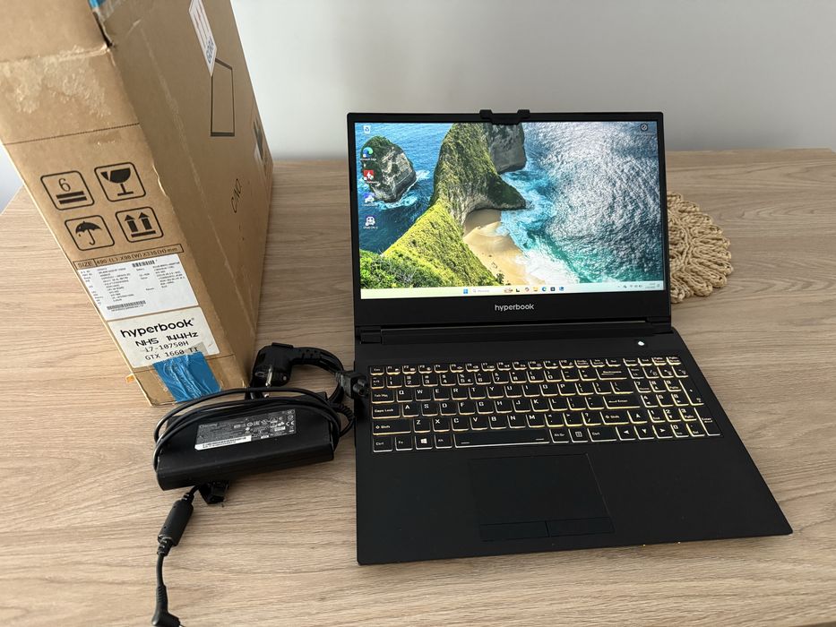Laptop Hyperbook NH5 i7 10870H gtx 1660ti 16gb ram 2xdyski m2