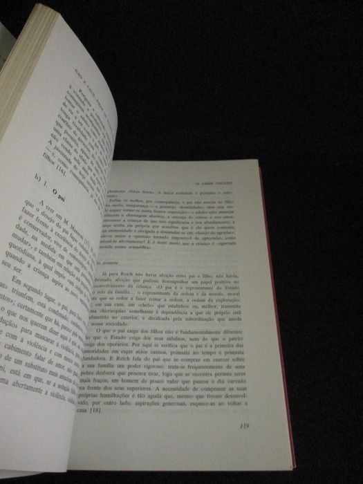 Livro Não É Fácil Amar os Nossos Filhos Georges Snyders