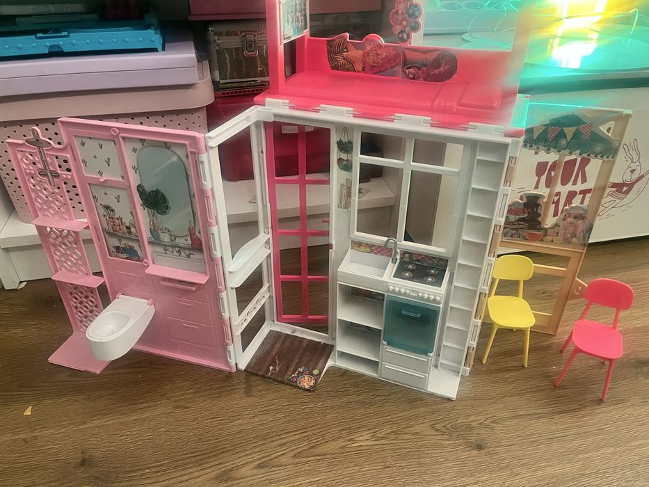 Domek skladany  dla  barbie, lalek