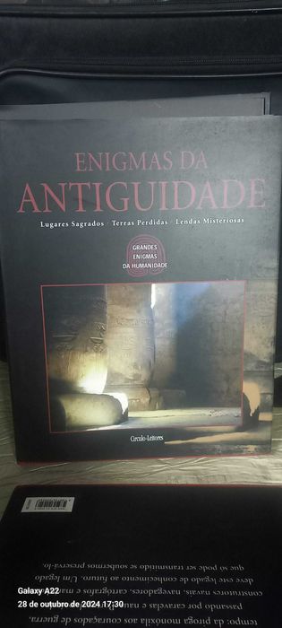 Mónica Bello - Colecção Enigmas