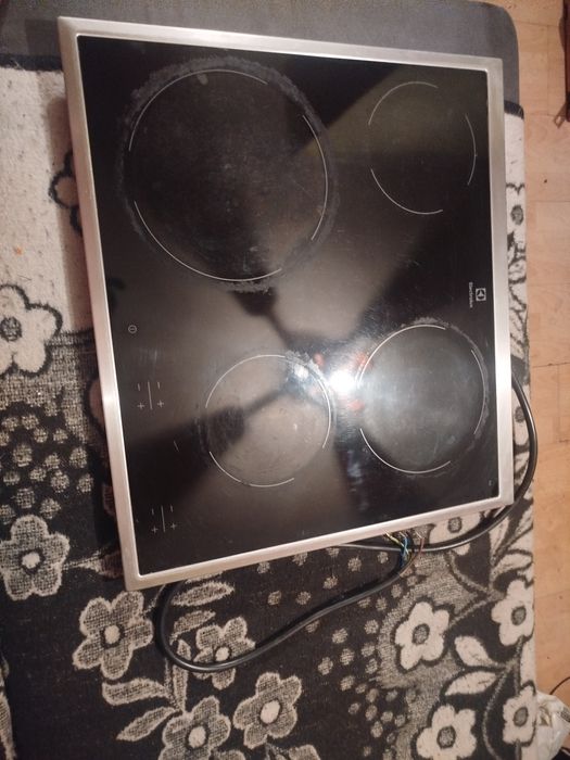 Sprzedam płytę indukcyjna Electrolux. Cena do negocjacji