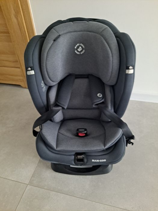 Fotelik samochodowy Maxi Cosi Titan Plus 9-36 kg