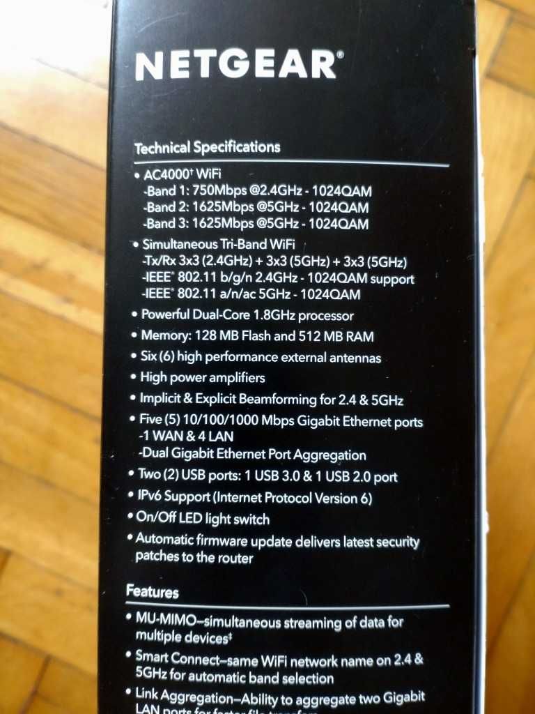 NightHawk X6S (R8000P) AC4000
