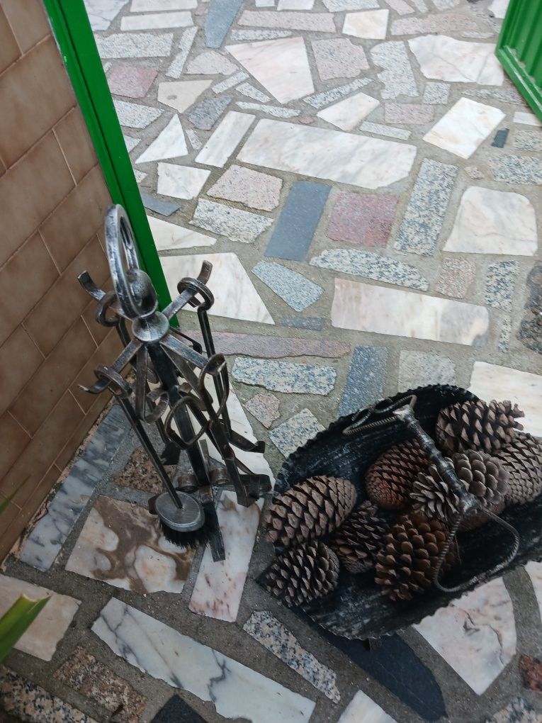Conjunto para fogão de sala em ferro com utincílios novo