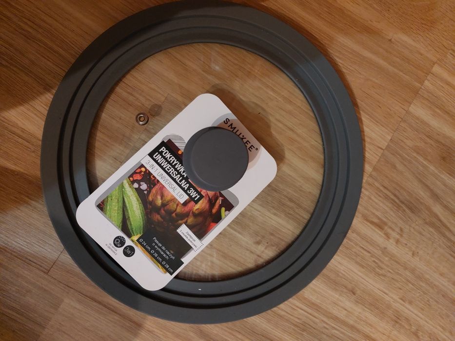 Pokrywką do garczkow.