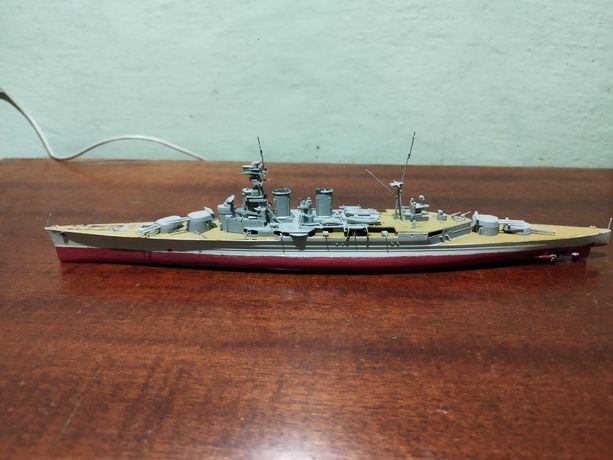 Готова збірна модель лінійного крейсера HMS Hood