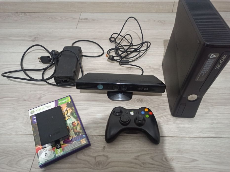 ODŚWIEŻONY | Xbox 360s 250GB | pad+Kinect+zasilacz+gra