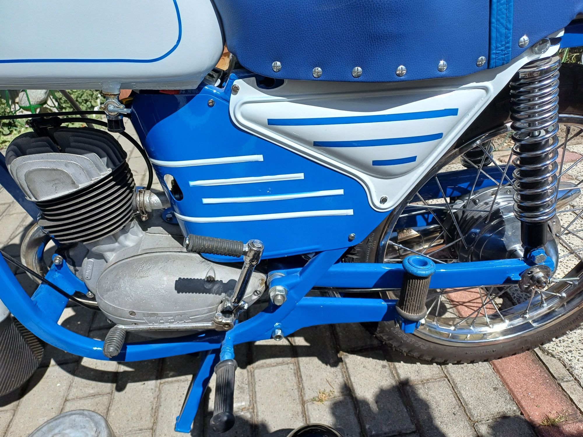 Wsk m06 b1 dwuramówka