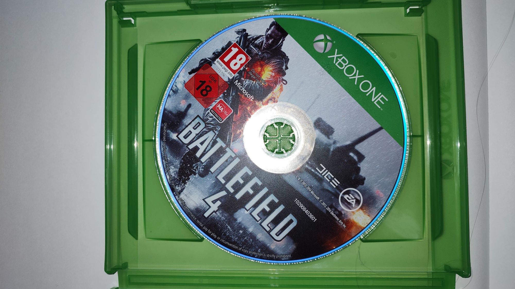 Battlefield 4 premium edition Xbox one