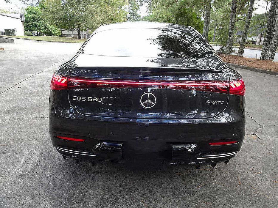 Mercedes-Benz EQS 580 4MATIC      2023