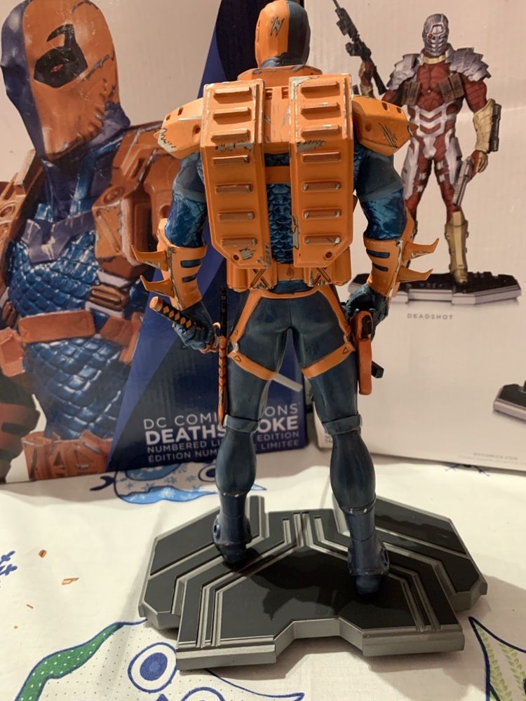Deathstroke Dc collectibles