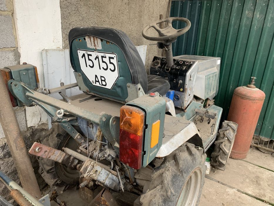 трактор хтз т-012