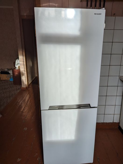 Холодильник Sharp SJ-BB02DTXW1-UA