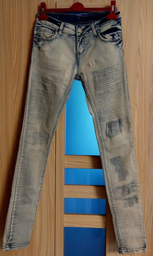 Spodnie jeansy 36 S