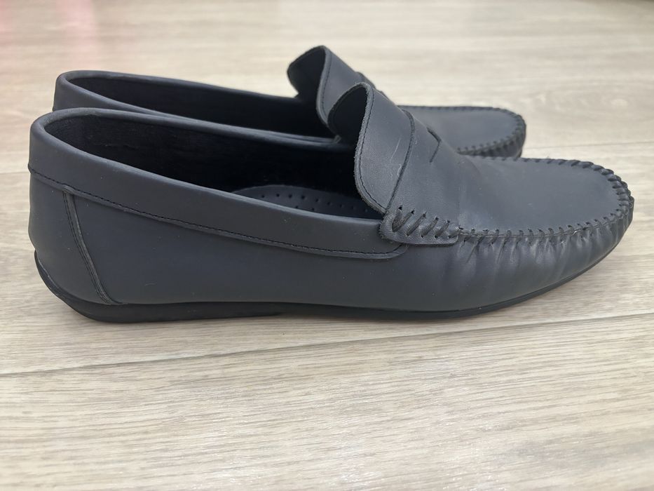 Чоловічі шкіряні мокасини