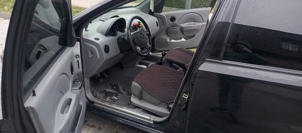 Продам Авео т-200 (2005)