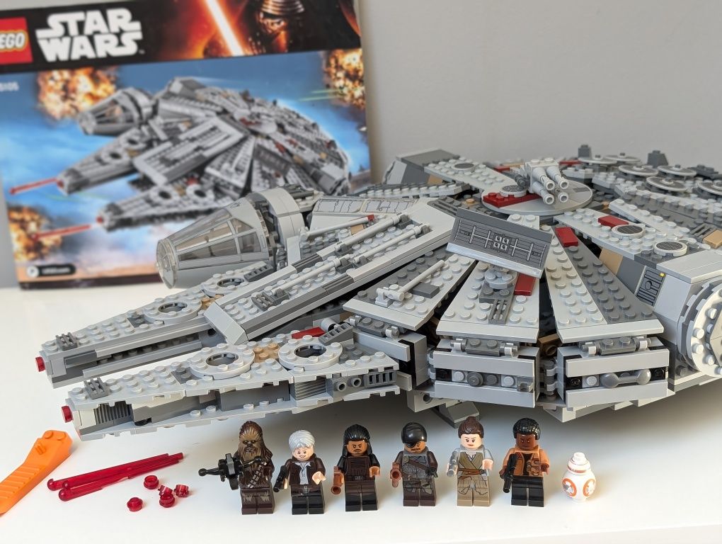 Lego 75105 Millennium Falcon kompletny