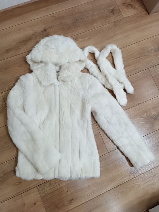 Шуба біла, штучна шубка