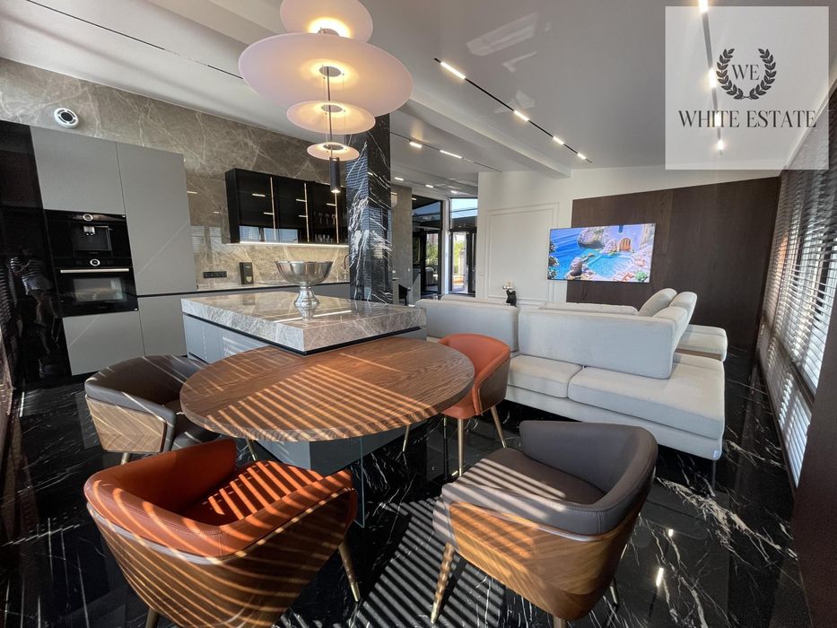 Пентхаус в центрі міста!