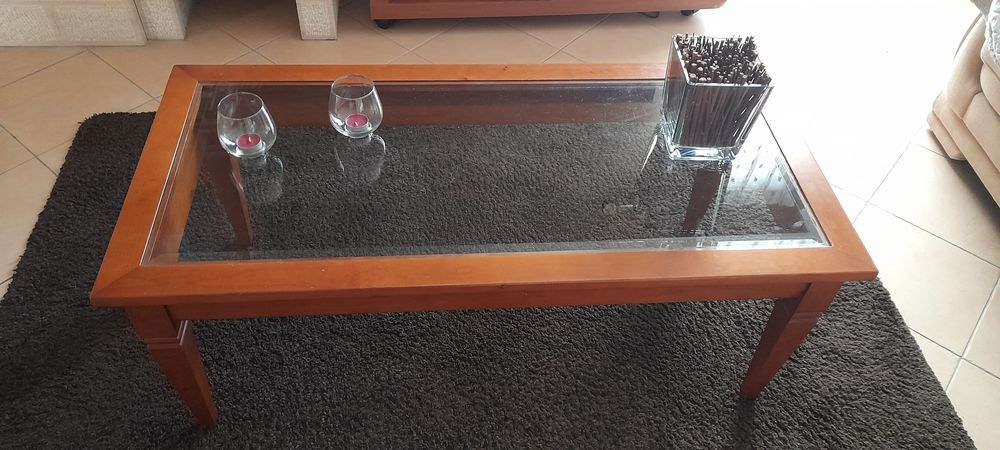 Mesa de centro em cerejeira